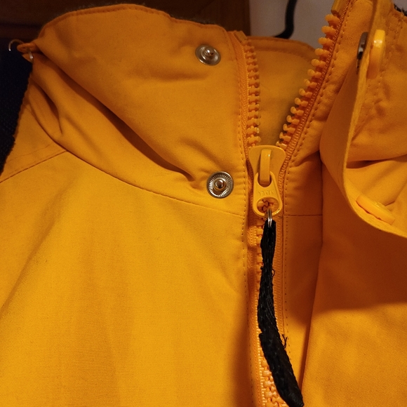 Disney Tigger snowboarding jacket - Picture 5 of 8